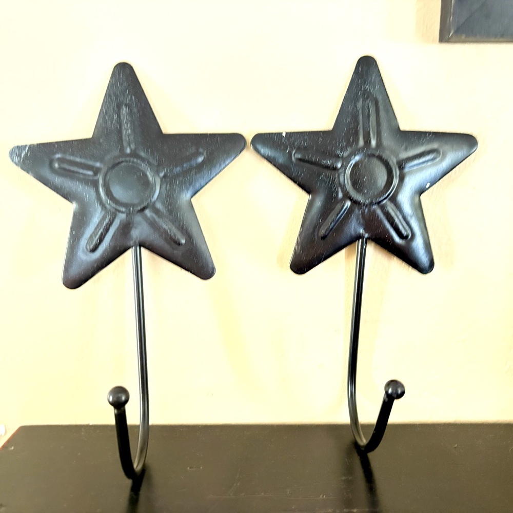 Star hooks. Folk Art style. Primitive. Metal. Set of 2